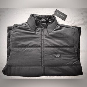 TravisMathew Palisades Puffer Jacket Black Men’s Small NWT Lightweight
